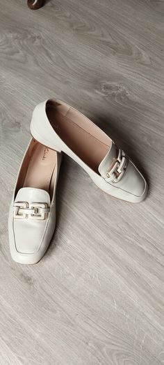 Clarks ladies  size 5,5