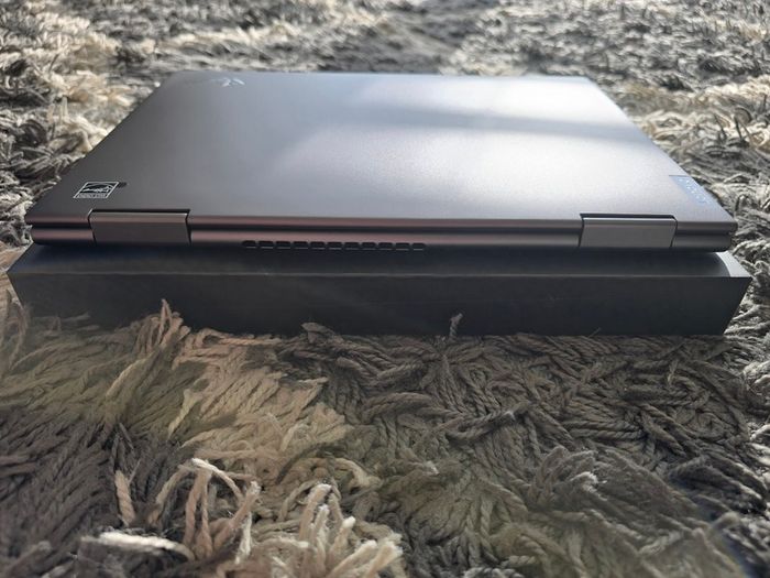 Lenovo X1 Yoga (6thgen) i7/512/32gb/4K  [High-Spec | Like New]