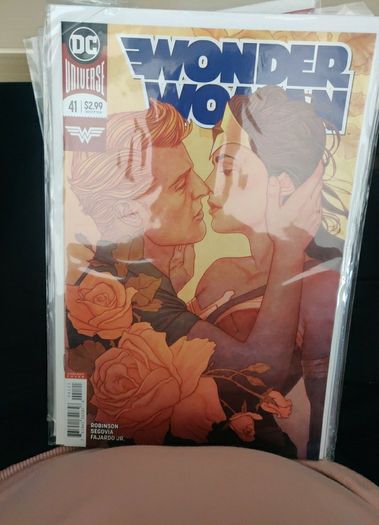 Wonder Woman Frison variants