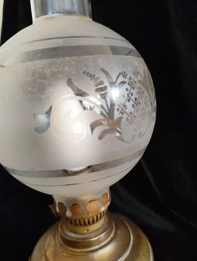 antique Edwardian style table lamp