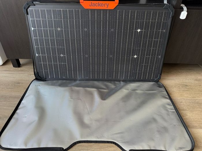 Jackery SolarSaga 80W solar panel