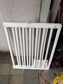baby gate - brand new never used