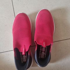 Boys red Skechers slip ins size 4 (uk)