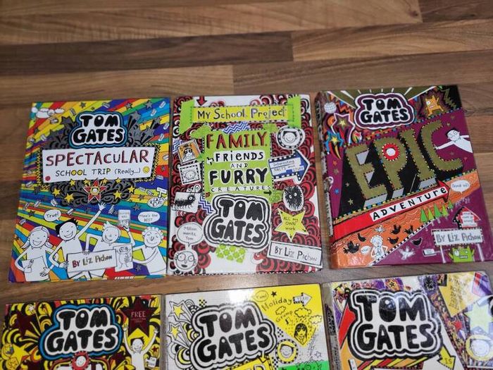 9 x Tom Gates Books