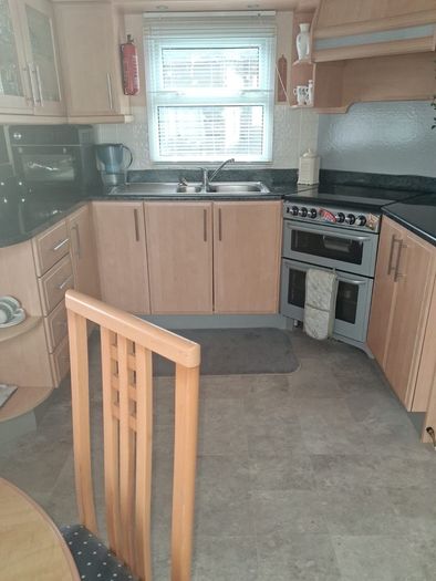 2 bed mobile home
