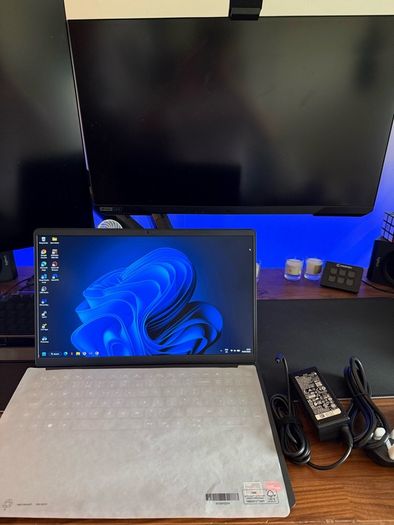 Dell Inspiron 15 3535 Laptop