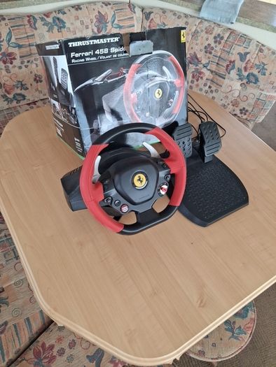 A  Ferrari wheel and pedals for xbox good condition