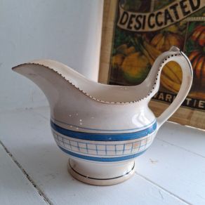 1930's Arklow Gravy Boat/Creamer