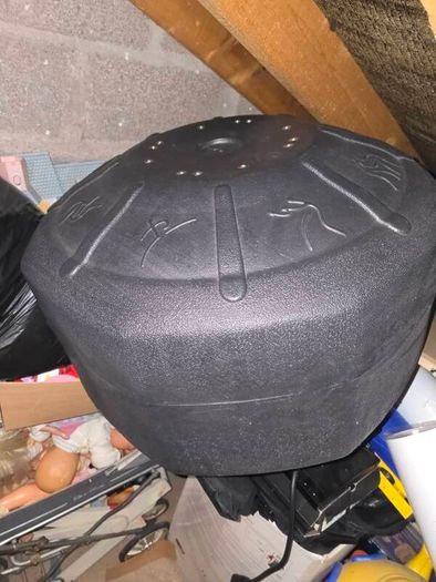 boxing bag upstanding with base