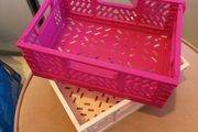 2 x plastic storage baskets