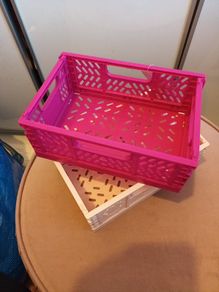 2 x plastic storage baskets