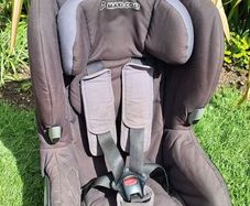 Maxi cosi swivel car seat