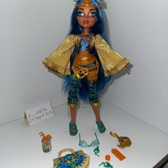 monster high cleo