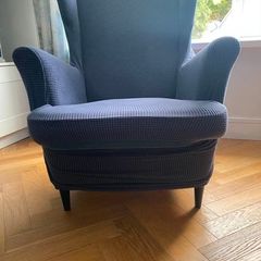 Chair winged back