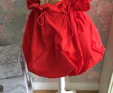 H&M mini skirt. New. Size M