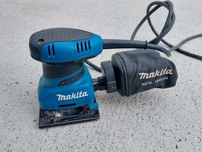 Makita Palm Sander BO4555 240V 200W Power Tool
