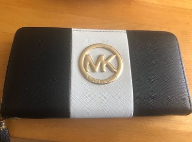 mk purse
