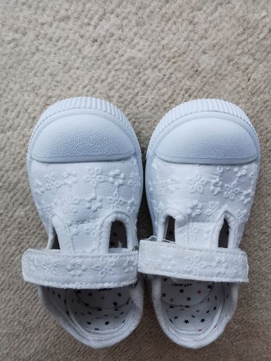Baby shoes, LIKE NEW
