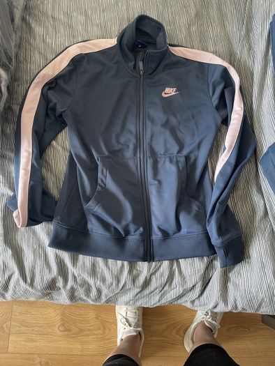 womens tracksuit nike size s size 10
