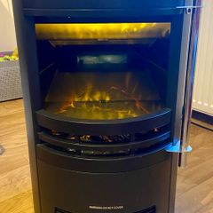 De Vielle freestanding curved black Electric Stove, as new.
