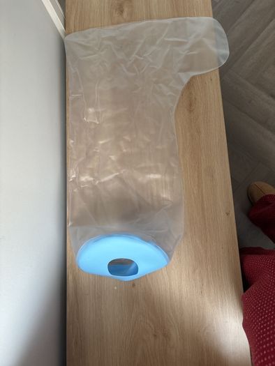 Waterproof leg cast cover bag
