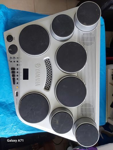 YAMAHA DD-65 Digital Percussion and Fame DD602 V2 Electronic Drum Kit and MS20 Music Stand plus all accessories