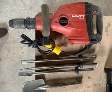 Hilti TE 706 Breaker