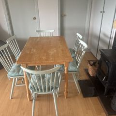 table and chairs