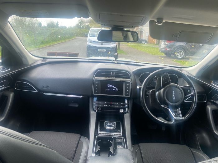 2017 Jaguar F-pace
