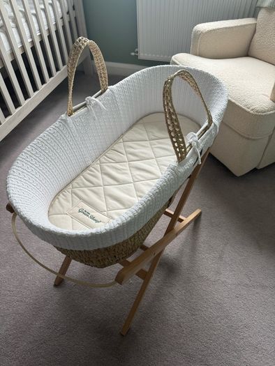 The Little Green Sheep Moses Basket - White