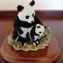 1992 Panda with Cub Leonardo Collection Image 2