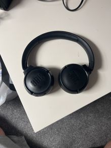 JBL Tune570bt