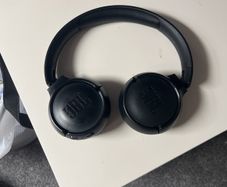 JBL Tune570bt