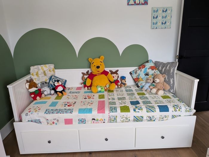 IKEA HEMNES Day Bed with 3 Drawers in White