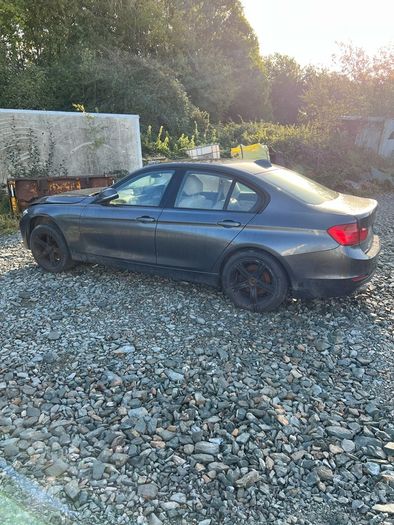 Breaking bmw 320d 2015 f30 b39 3 series
