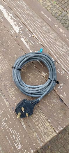 H05RN-F rubber cable 2x0.75mm2 5.5m with moulded 13A plug