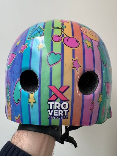 Roller skates & Pads & Helmet