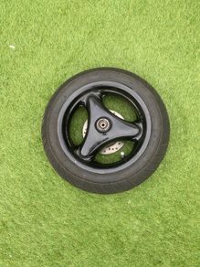 Yamaha Neos front wheel and new tyre