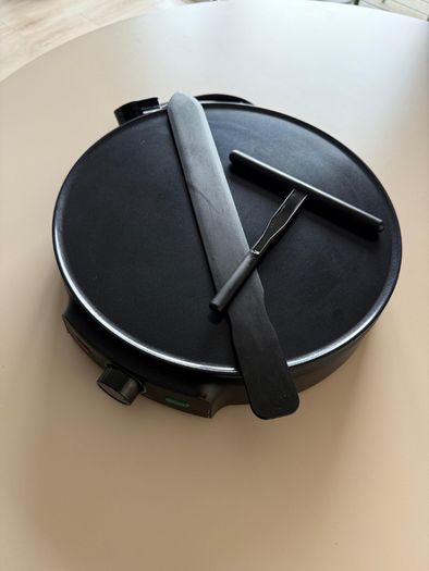 Electric Crepe Maker