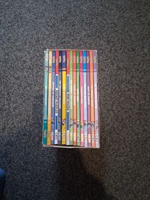 Pokemon books