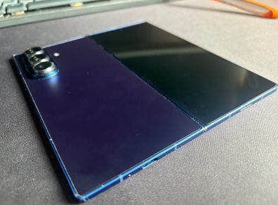 Samsung Galaxy Fold7 256GB Unlocked + Galaxy Watch