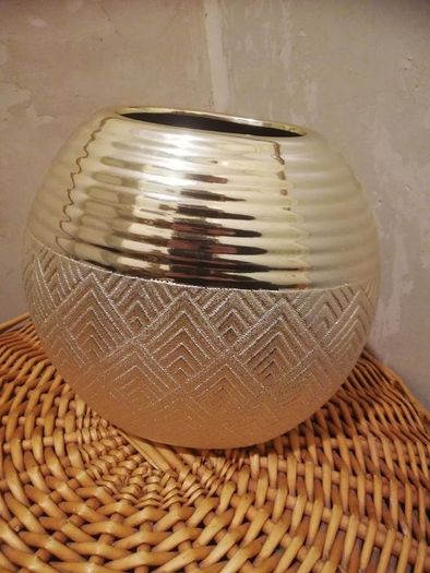 vase