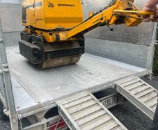 JCB Viberomax hand roller