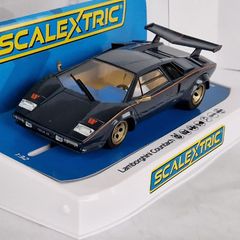 Scalextric Lamborghini Countach Slot Car ( C4411 classic legend street supercar )