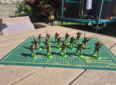 toy soldiers