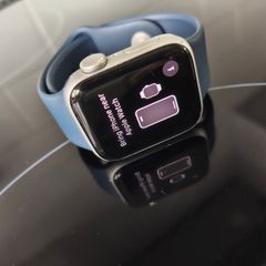Apple Watch SE