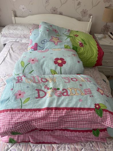 3 single duvets with covers and pillows to match