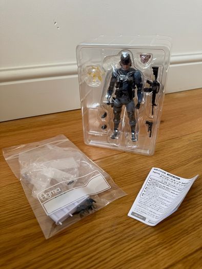 Figma Solid Snake MGS2 action figure ver 2.0