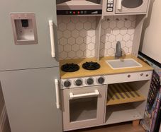 toy kitchen