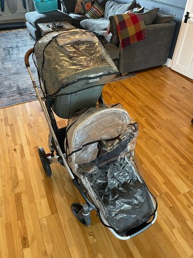 Uppababy Vista plus accessories